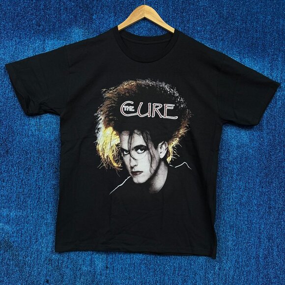 The Cure Robert Smith Gothic Metal Band T-Shirt Size Large - Picture 1 of 4